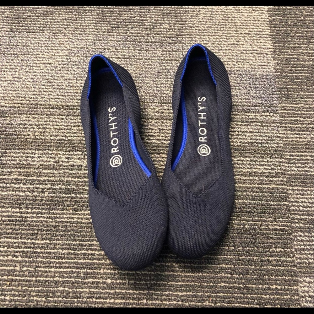 Rothy’s navy blue shoes